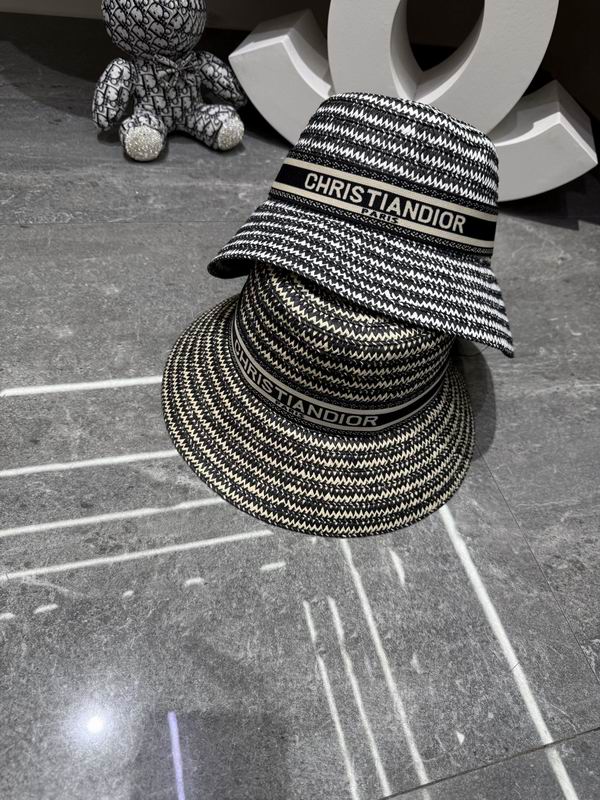 Dior top hat dx74